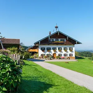 https://stadlerhof.com-bavaria.com